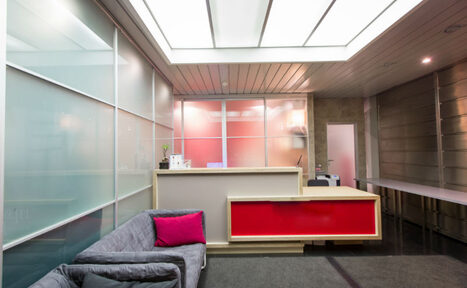 Арендовать Тренинг-зал с оборудованием на 100 человек