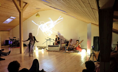 Арендовать iSoul Weekend Мансарда с оборудованием для мероприятий