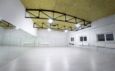 Арендовать Школа танцев Wy Dance Танцевальное пространство в 80 кв.м.