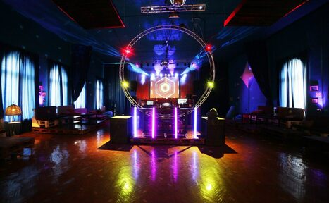 Арендовать Клуб Море