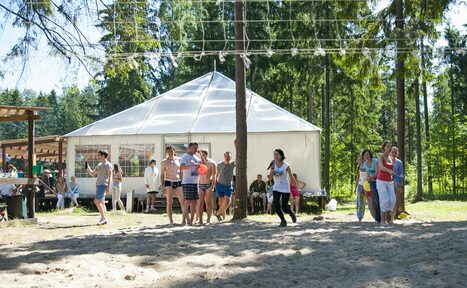 Арендовать ОЗЕРО ЛАЗУРНОЕ Большая площадка с шатром на природе