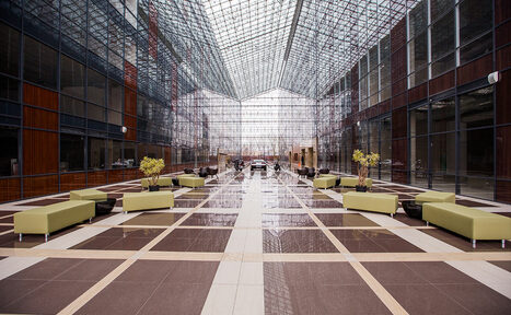 Арендовать Языковая Студия Welcome Стеклянный арт-лофт