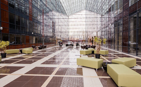 Арендовать Языковая Студия Welcome Стеклянный арт-лофт