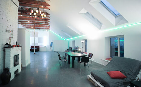 Арендовать Лофт Самотёка Лофт-трансформер на мансарде 