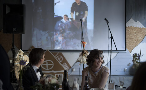 Арендовать Стильный лофт в скандинавском стиле. Вход с улицы. Свадебное поздравление, видео на большом экране. 