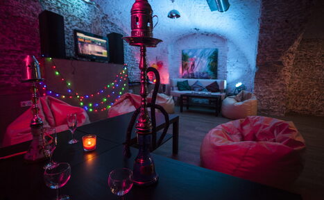 Арендовать Наш Лофт Зал с кирпичными сводами в центре