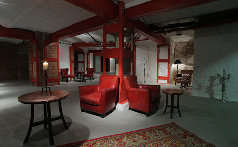 Арендовать АртСтрелка Лофт - трансформер