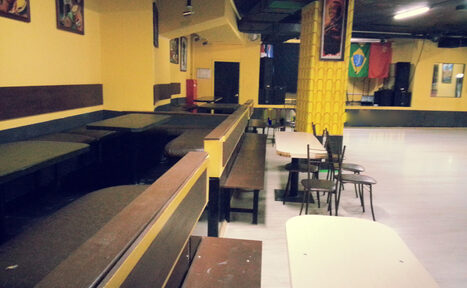 Арендовать Клубное пространство со сценой