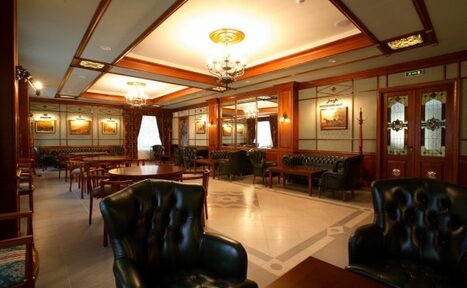 Арендовать Lancaster Court Hotel