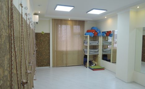 Арендовать Зал для йоги Айенгара