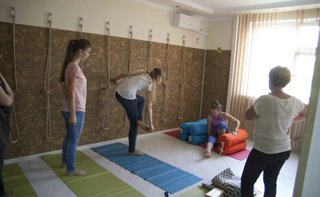 Арендовать Зал для йоги Айенгара