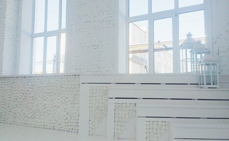 Арендовать StBrown Зал с белоснежным интерьером