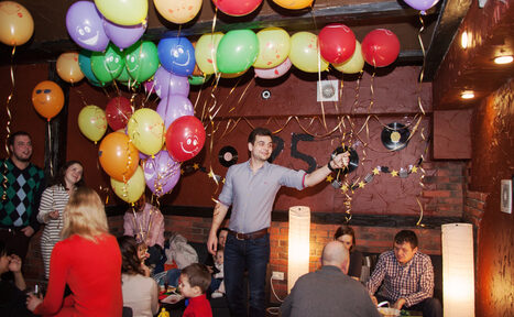 Арендовать  Антикафе Арт-сквер Зал с барной стойкой в центре