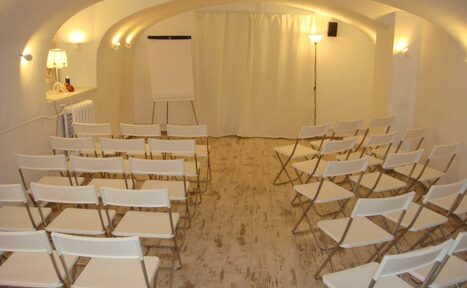 Арендовать Белая комната