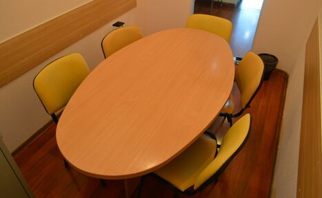 Арендовать Переговорная с маркерной доской