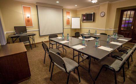 Арендовать Гостиница "АСТЕРИЯ" Конференц-зал гостиницы