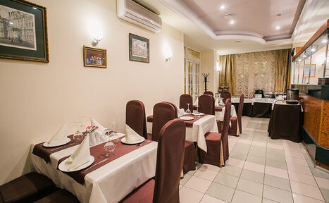 Арендовать Банкетный зал без пробкового сбора