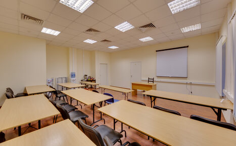 Арендовать Аренда УНИК Аудитория у метро Добрынинская