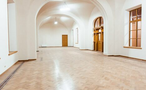 Арендовать Bright Hall FREEDOM palace (Брайт Холл ФРИДОМ палас)