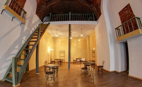 Арендовать Bright Hall FREEDOM palace (Брайт Холл ФРИДОМ палас)