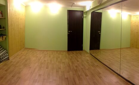 Арендовать Зал для йоги с раздевалкой