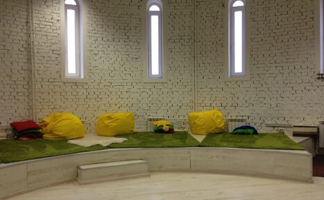 Арендовать Овальный кирпичный зал