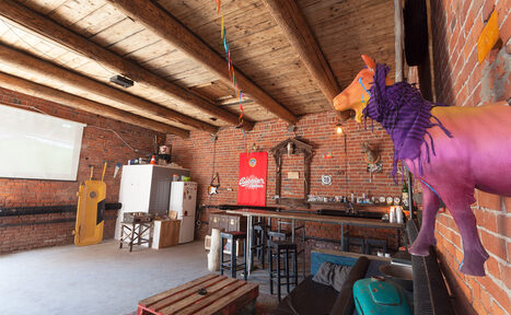 Арендовать Гараж в стиле Лофт на Садовом