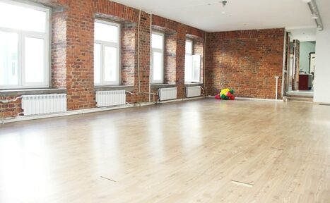 Арендовать Арт-центр "НЕВСКИЙ 76"