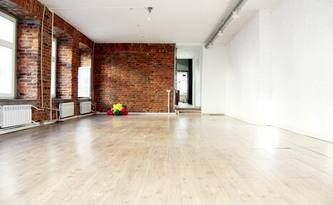 Арендовать Арт-центр "НЕВСКИЙ 76"