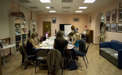 Арендовать Зал с аудиосистемой и плазмой