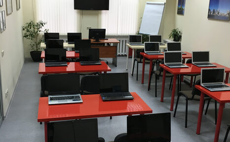 Арендовать ГК «Ценный Контракт» Класс с компьютерами и ЖК панелью