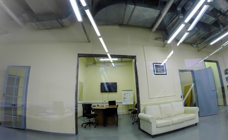 Арендовать Переговорная комната с плазмой