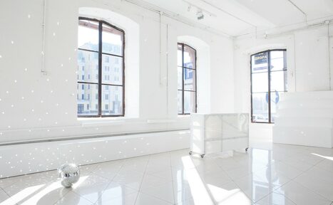 Арендовать Лофт для корпоративных мероприятий с брендингом 