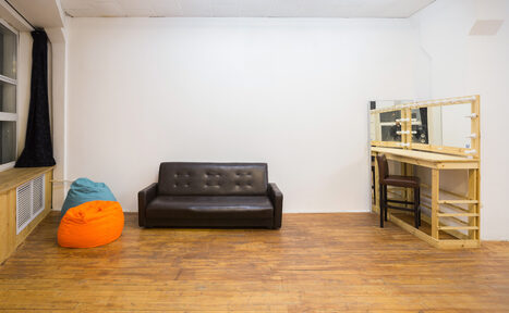 Арендовать PROSVET STUDIO Светлый зал с панорамными окнами