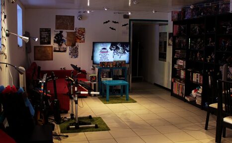 Арендовать Антикафе GLHF Лофт: 400 видеоигр, 100 настольных