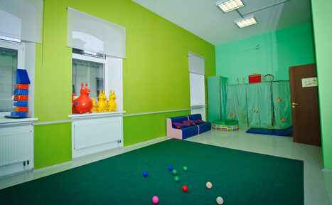 Арендовать Пампа Грин детский клуб Зал с зеркалом