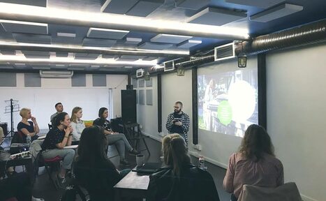 Арендовать Лофт Дом у моря Зал с мощной акустической системой