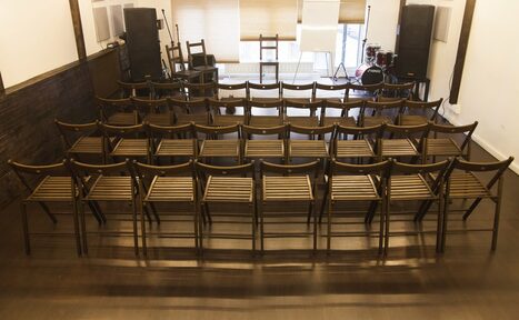 Арендовать Лофт Дом у моря Зал с мощной акустической системой