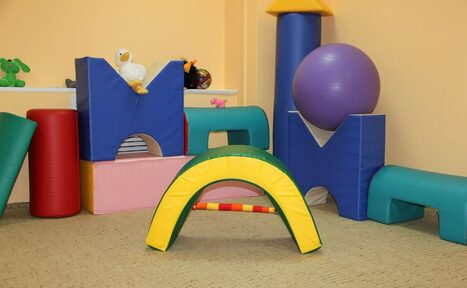 Арендовать Центр развития Древо Две комнаты в детском центре