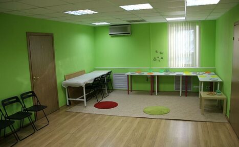 Арендовать Центр развития Древо Две комнаты в детском центре