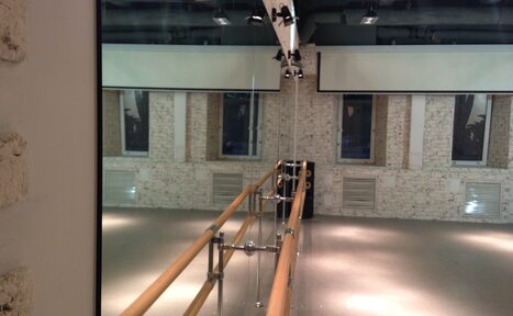 Арендовать Зал на ст. м. улица 1905 года