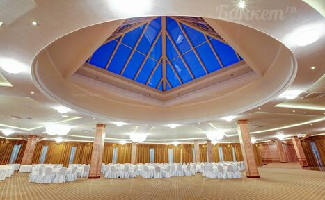 Арендовать PRIME HALL Банкетный зал до 850 человек