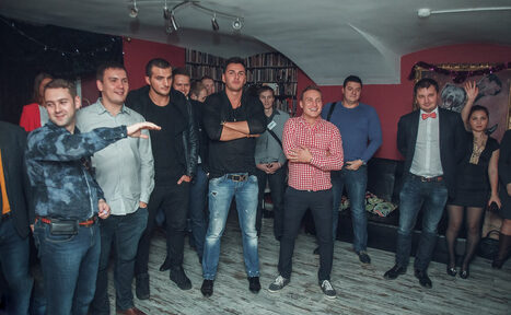 Арендовать Уютное место для бизнес-встреч