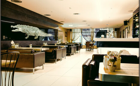 Арендовать Бар с зелеными растениями