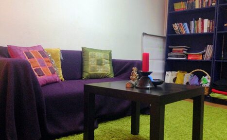 Арендовать Уютный зал 