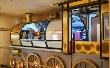 Арендовать Ресторан Паровоз Банкетный зал с железной дорогой