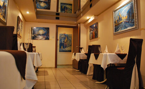 Арендовать Ресторан Паровоз Банкетный зал с железной дорогой