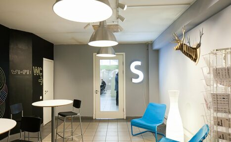 Арендовать Ляг поспи я доделаю