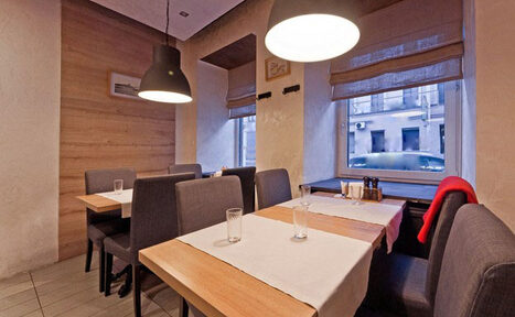 Арендовать Декабрист Стейкбар