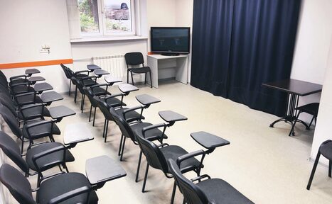 Арендовать Luckyspace Зал для тренингов и телесных практик